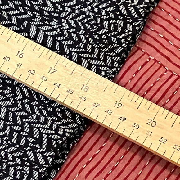 Renuar (Montreal) women’s size 6 Black and White Patterned dressy skort - Picture 10 of 10